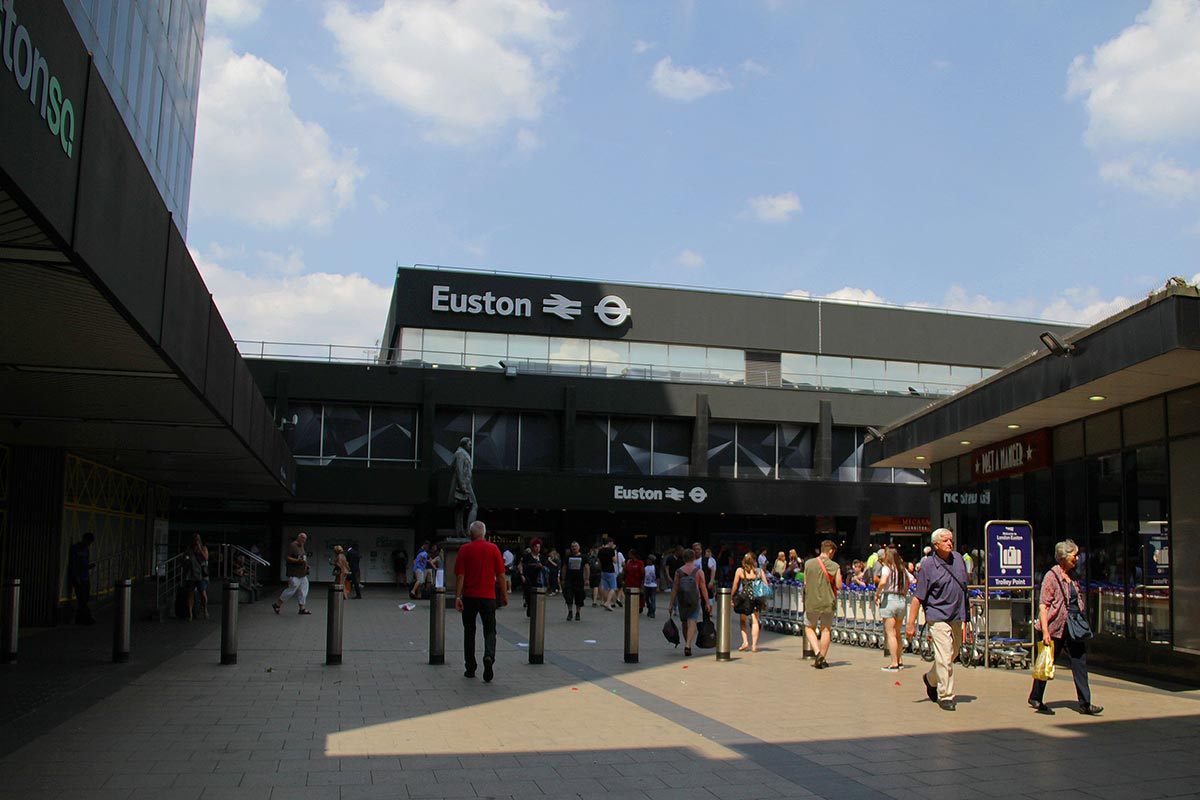 ユーストン駅